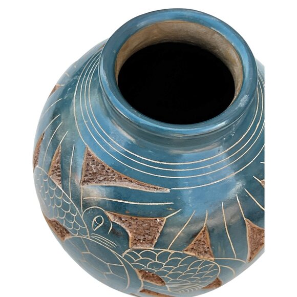 Handcrafted Costa Rican Turtle Design Blue & Terracotta Round Ceramic Vase 6" T - Picture 5 of 12